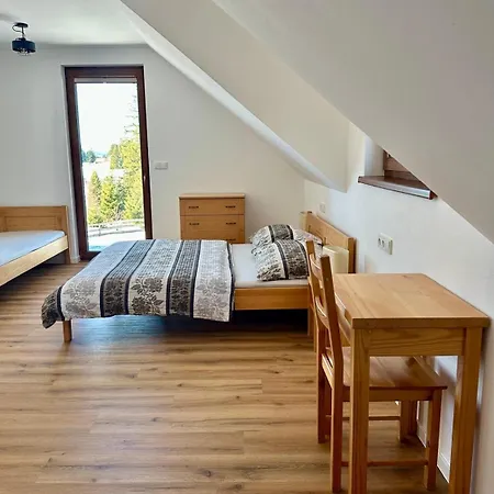 Pod Lovčí Skálou Apartamento Modrava